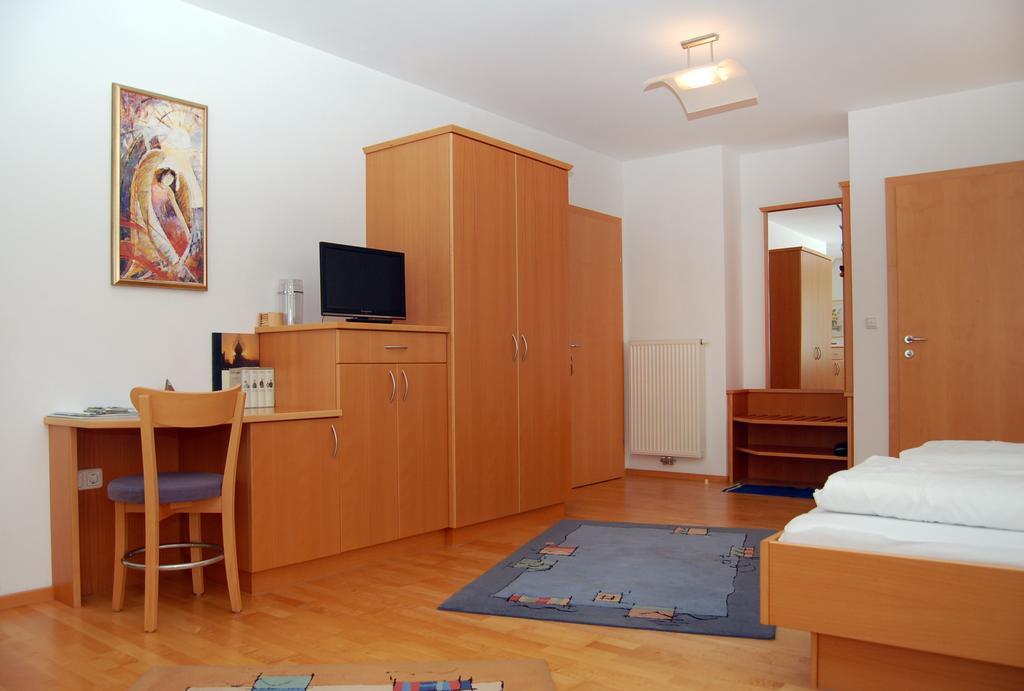 Pension Zur Post Apartment Bad Blumau Cameră foto