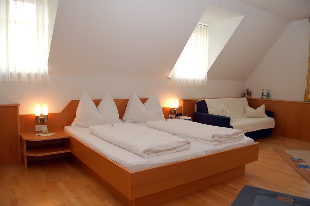 Pension Zur Post Apartment Bad Blumau Cameră foto