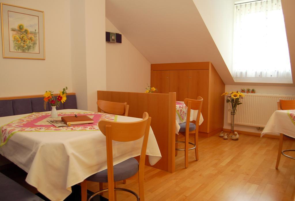 Pension Zur Post Apartment Bad Blumau Exterior foto